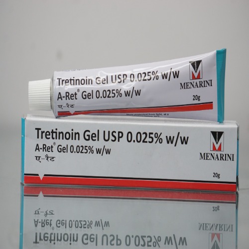 A-Ret 0.025% Gel pack showing tube and outer carton with manufacturer branding