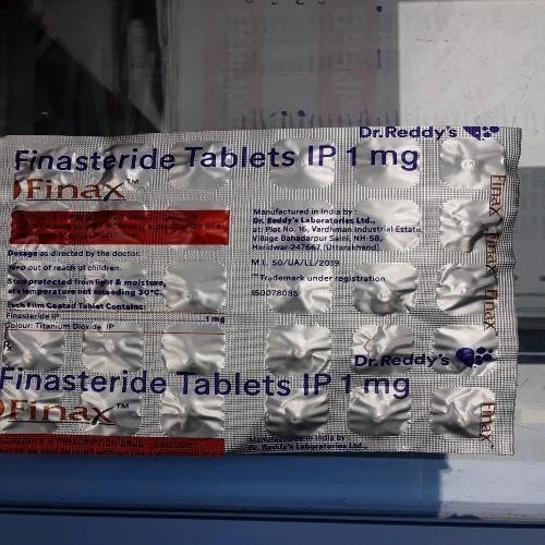 Finax 1mg 300 tablets back side packaging