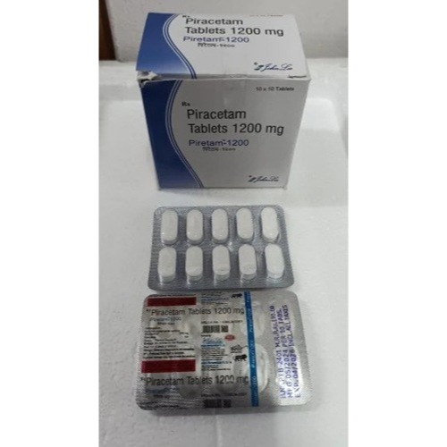 Multiple Piretam 1200mg blister packs stacked with external packaging